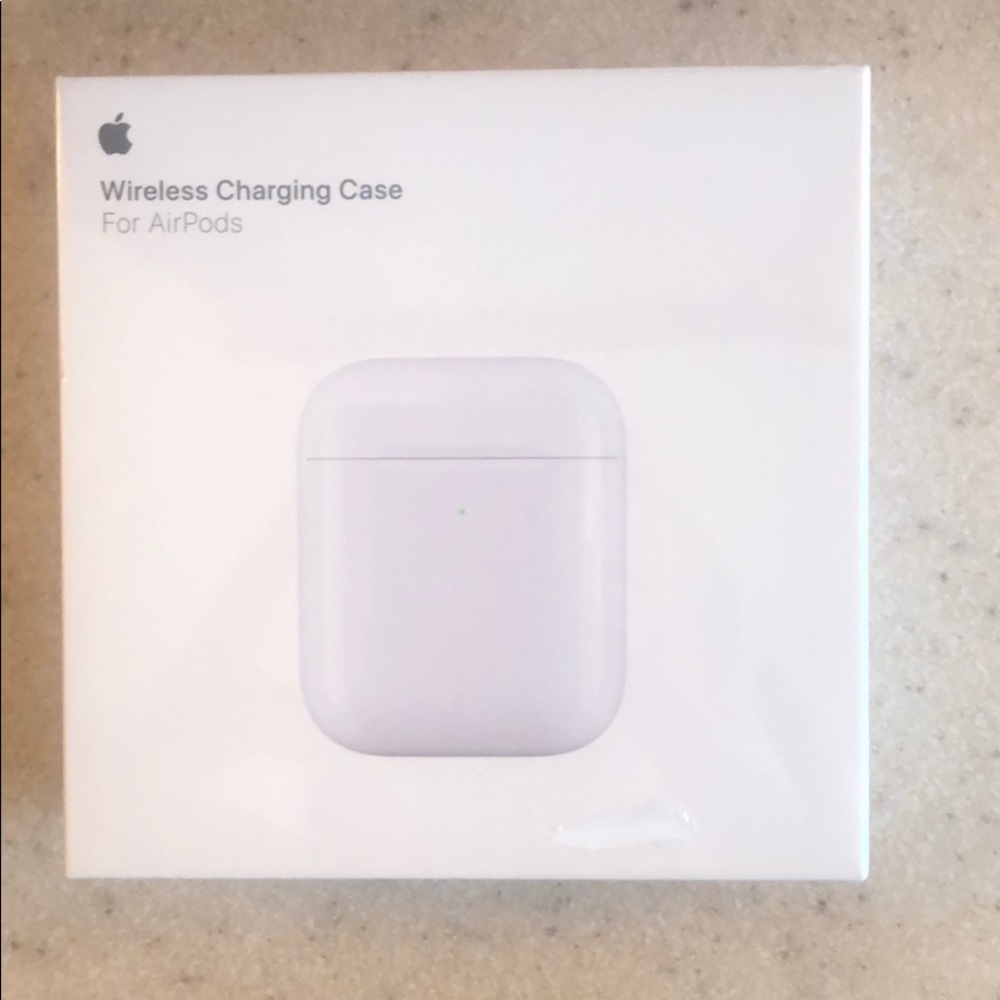 Apple AirPods - Wireless Charging Case